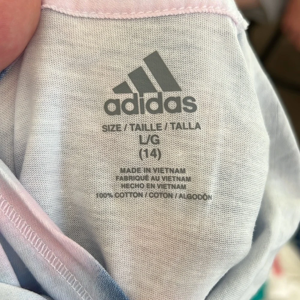 Adidas - Picture 5 of 6